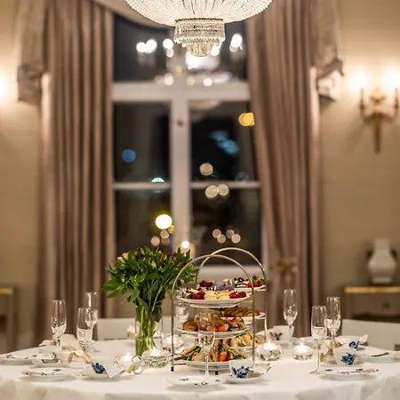 Borregård Hovedgård - By Classic Norway